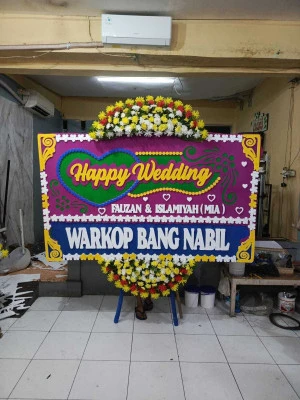 Papan Bunga di Genting Cepogo
